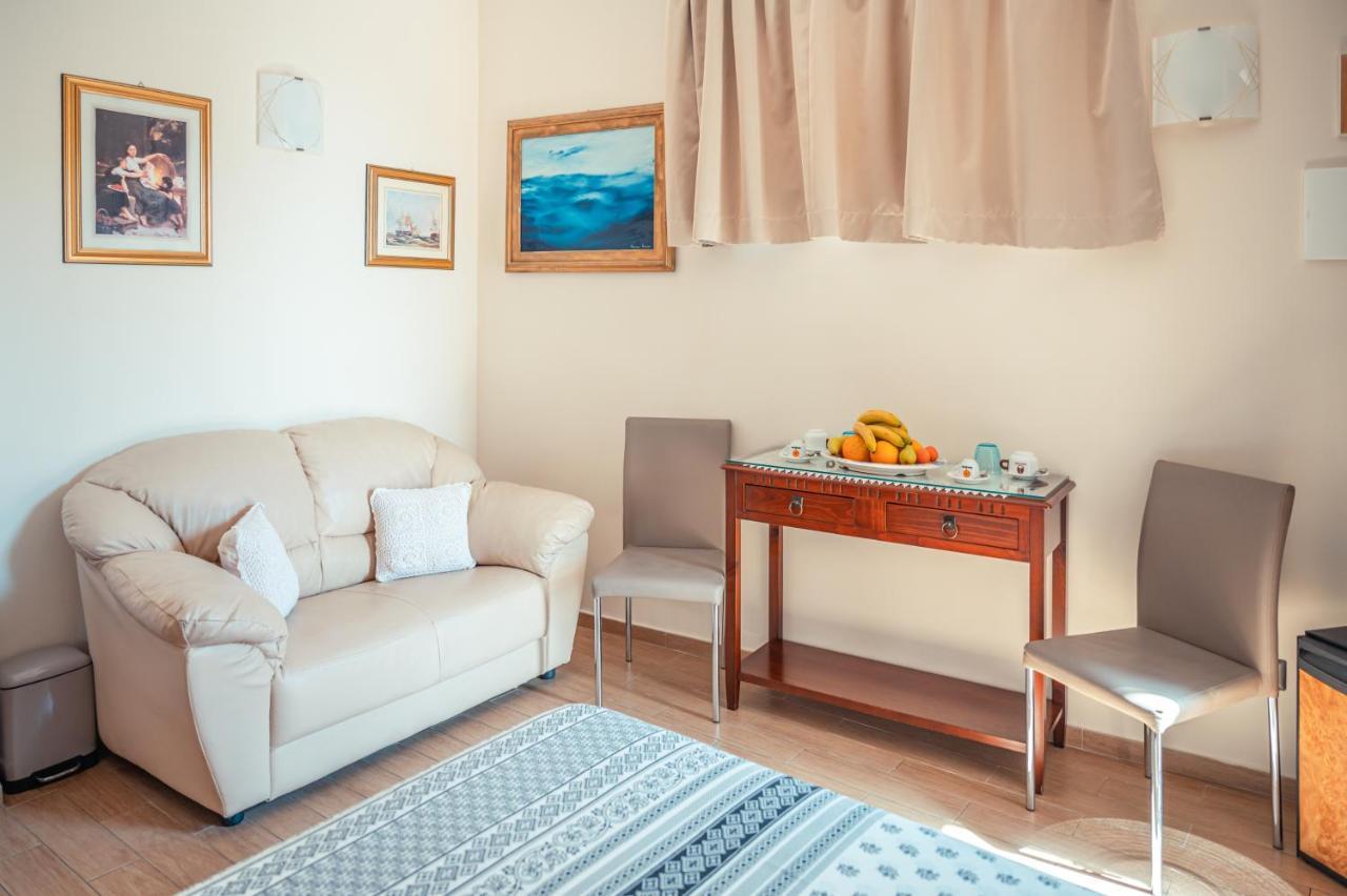 Bed and Breakfast Elegant R&B Floridia Taormina Exteriér fotografie